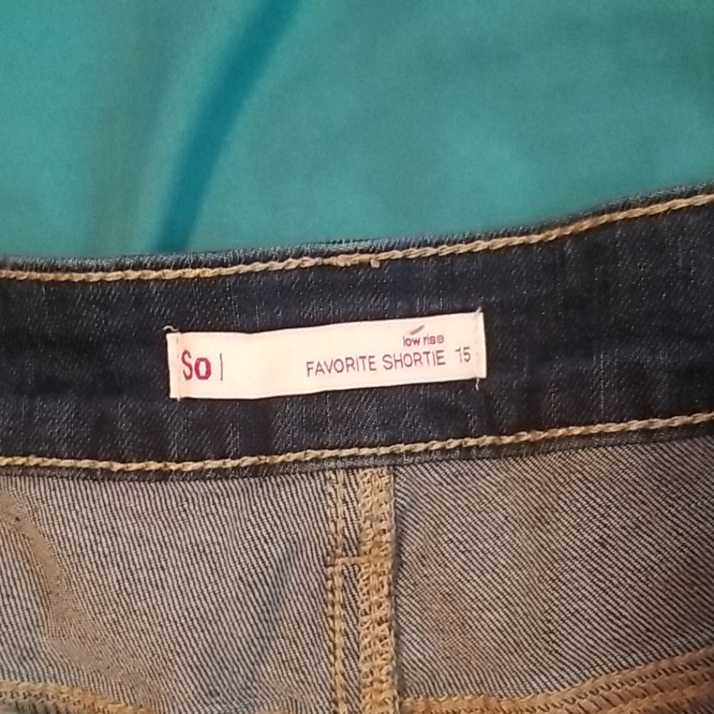 Shorts - Picture 5 of 5